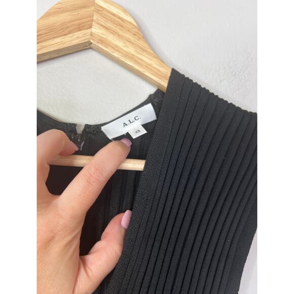 NEW A.L.C. V-Neck Cap Sleeves Holden Ribbed Knit Black Flare Leg Jumpsuit - Picture 5 of 7